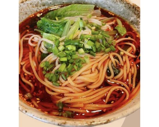 Noodle w/ Spicy Chicken Soup红油鸡汤面